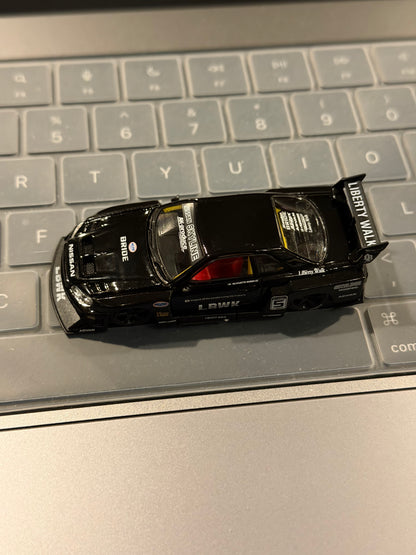 Nissan LB-ER34 Skyline GT-R - Super Silhouette #MGT00844 EX-DEMO MISSING LEFT MIRROR