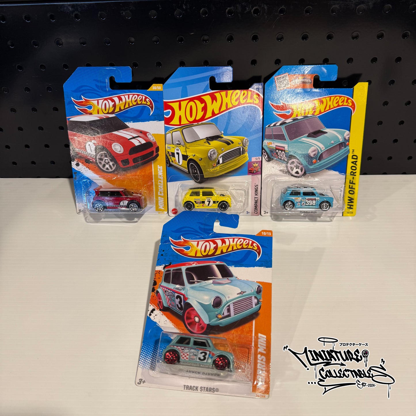 Hot Wheels - Mainline Mini Pack + Treasure Hunt, 4 Assorted Cars