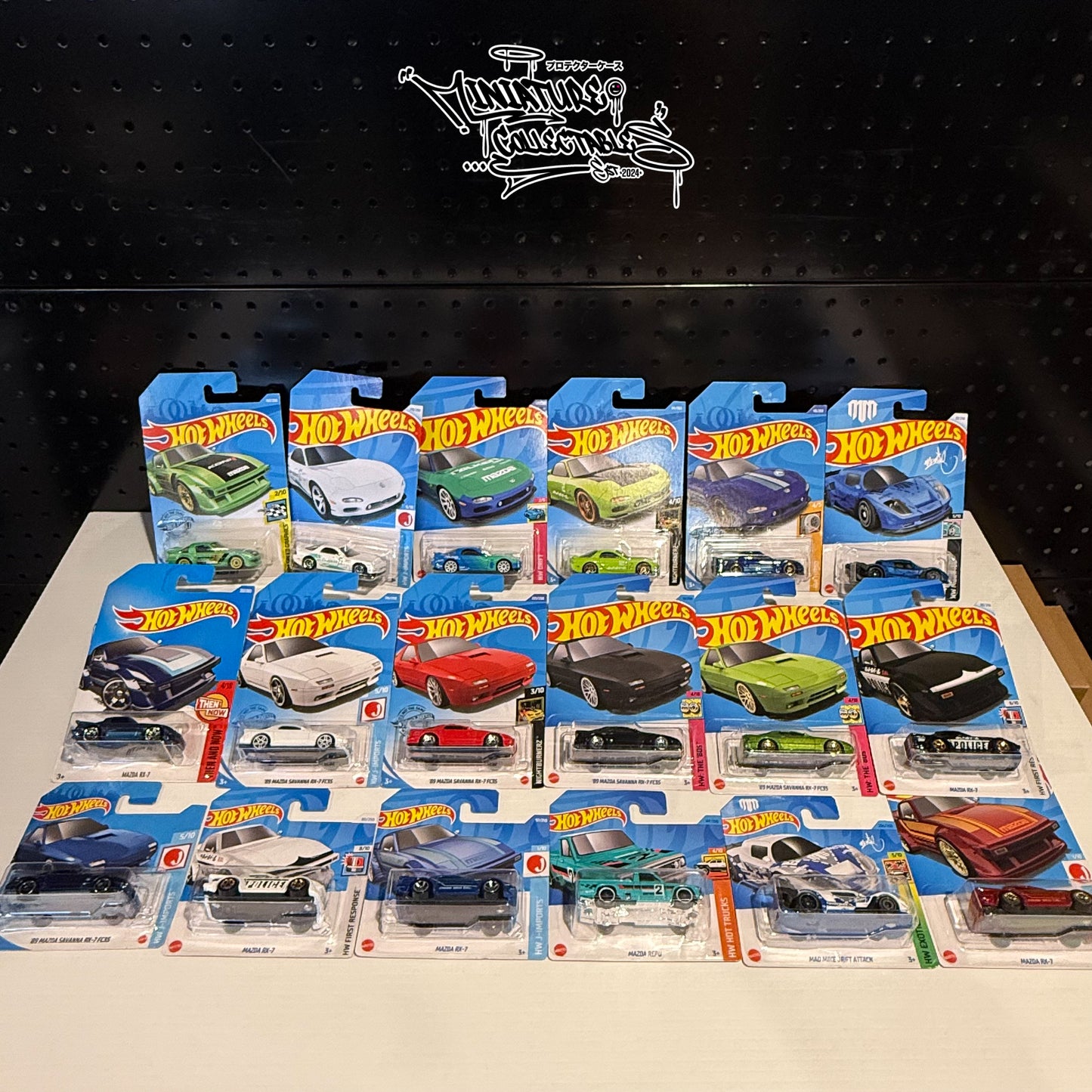 Hot Wheels - Mainline Mazda RX7 Mega Pack, 18 Assorted Cars
